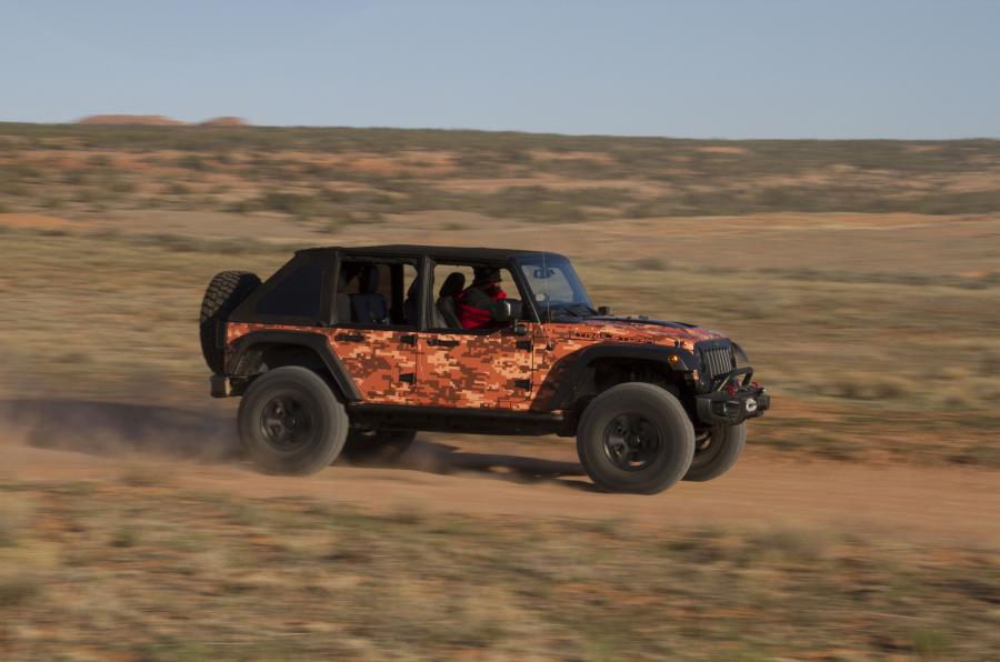  Jeep Trailstorm Concept 2016 года  (фото 12 из 19)